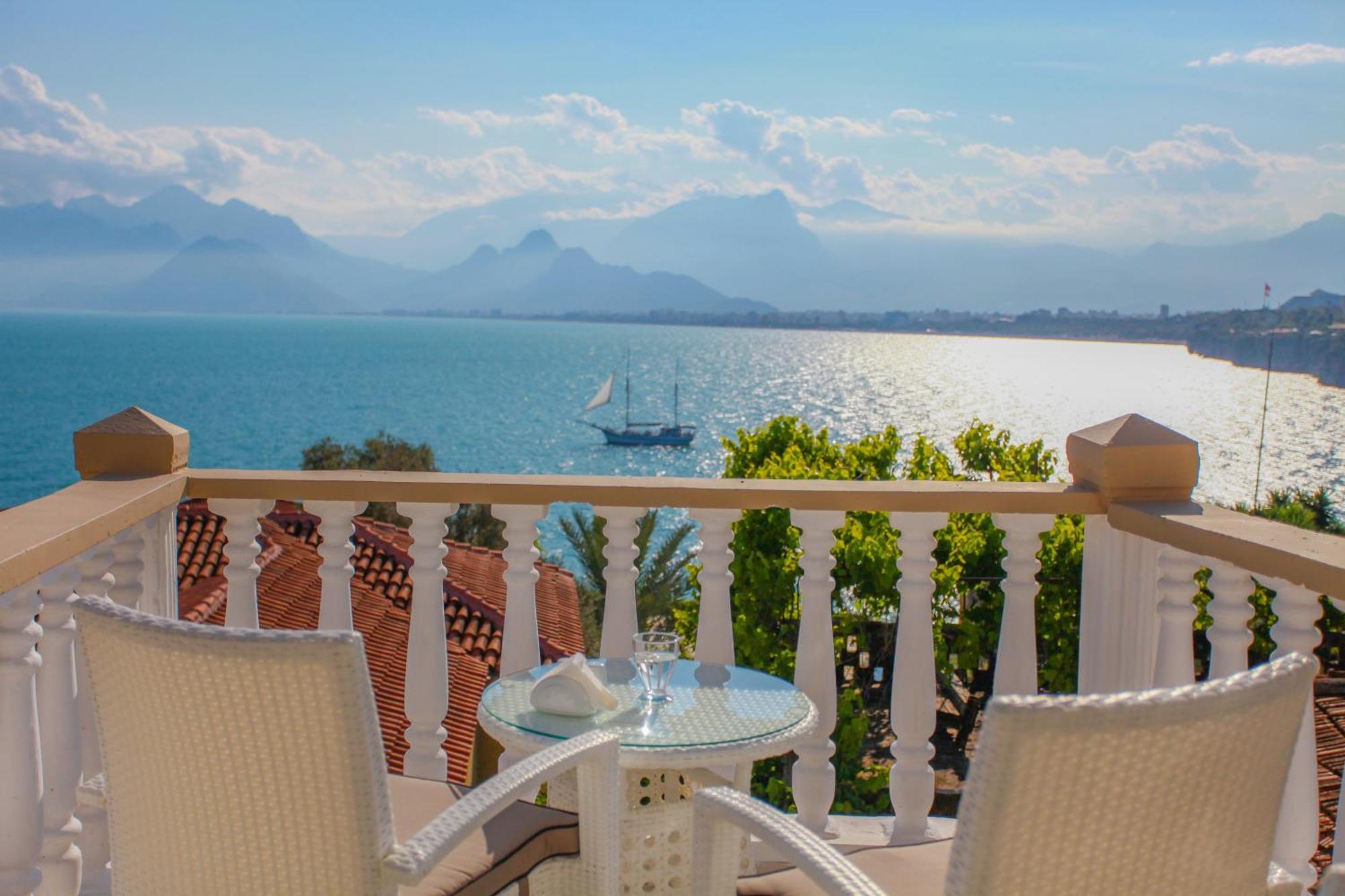 Bacchus Pension Antalya Ngoại thất bức ảnh